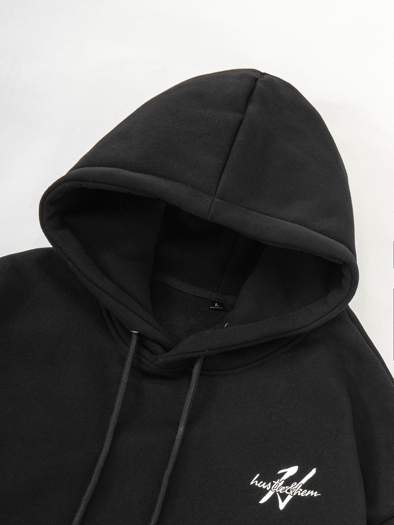 CLASSIC HOODIE